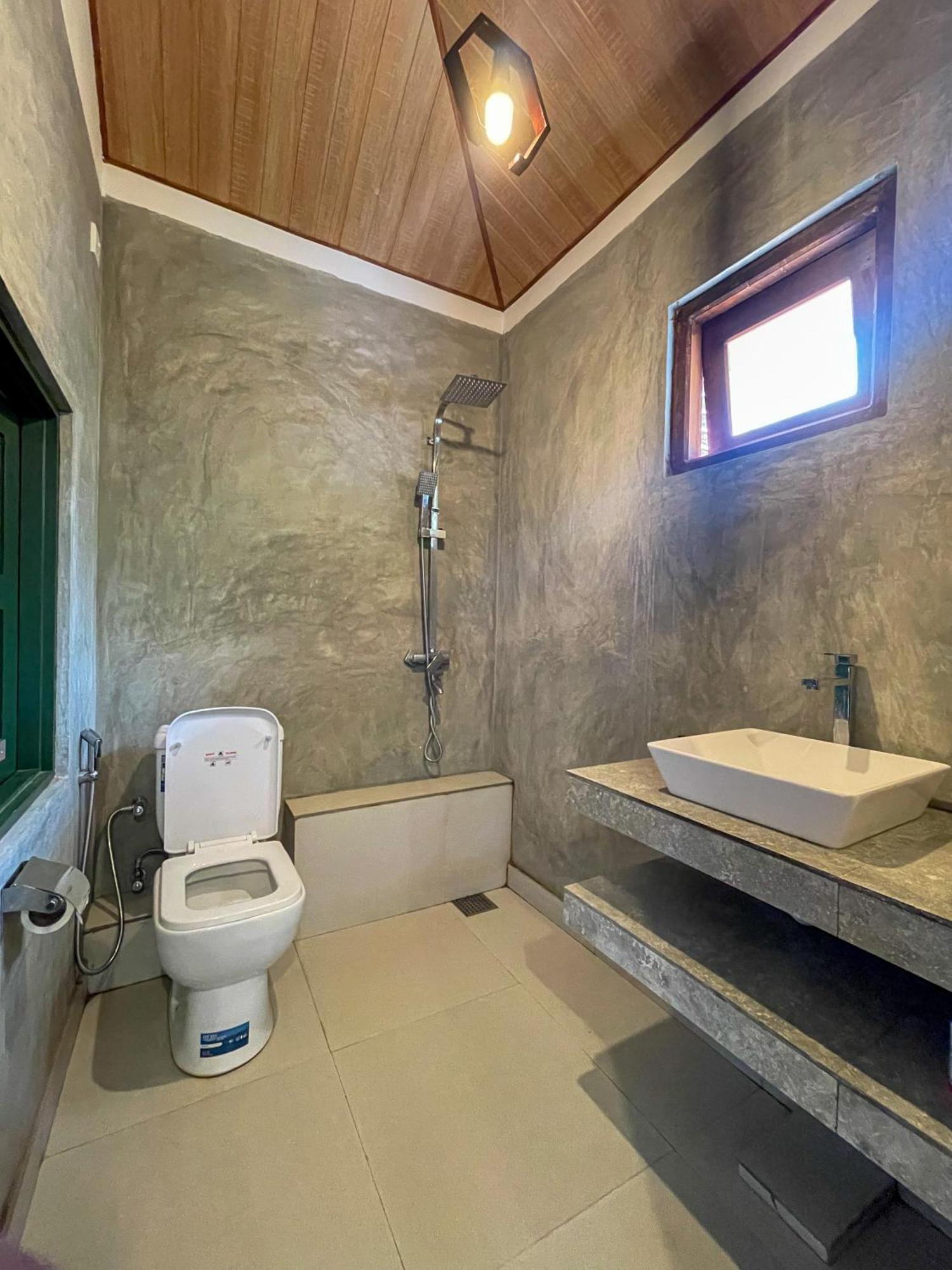 The Barns Villas And Restaurant Negombo Ngoại thất bức ảnh